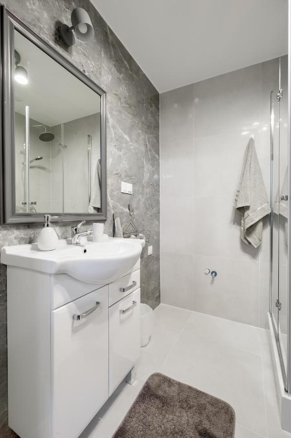 Niron Apartament Dom Z Papieru Sztokholm Pila Exterior photo