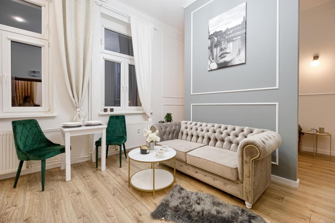 Niron Apartament Dom Z Papieru Sztokholm Pila Exterior photo